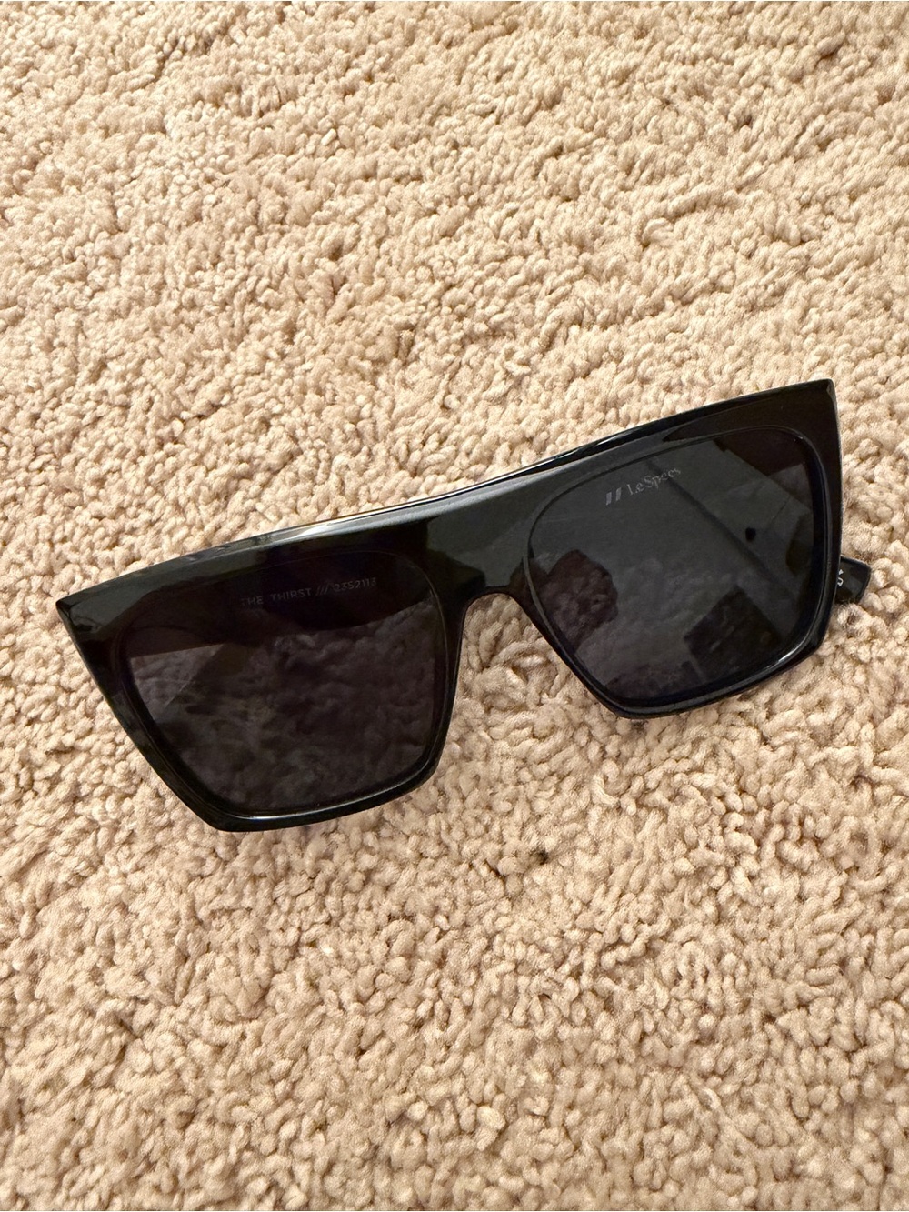 Le Specs Glossy Black Oversized Cat-Eye Sunglasses
